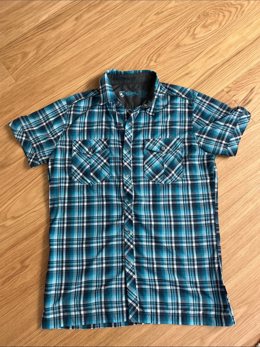 Kuhl Men’s Eluxur Teal and Black Plaid Short-Sleeve Button-Up Shirt size S